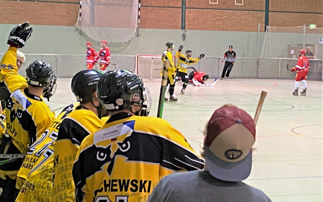 Sieg im Derby. 1. Herren gewinnen in Düsseldorf mit 15:9.