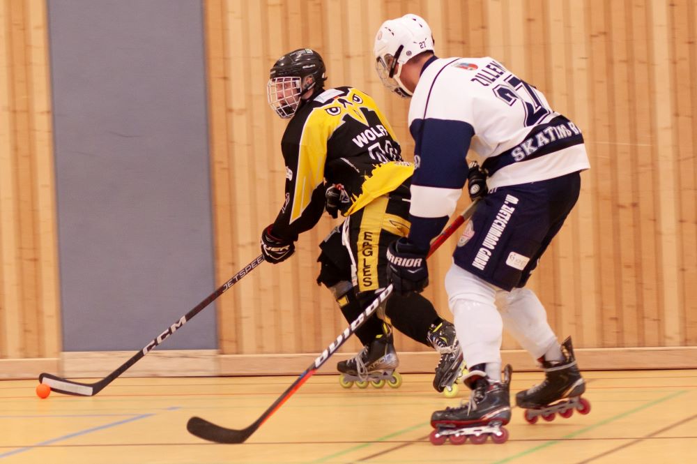 Erste Herren unterliegen in Krefeld mit 6:8 (3:2/2:3/1:3).