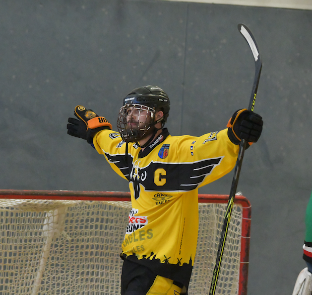 Erste Herren gewinnen mit 10:7 in Essen und stehen im Finale um die deutsche Meisterschaft!