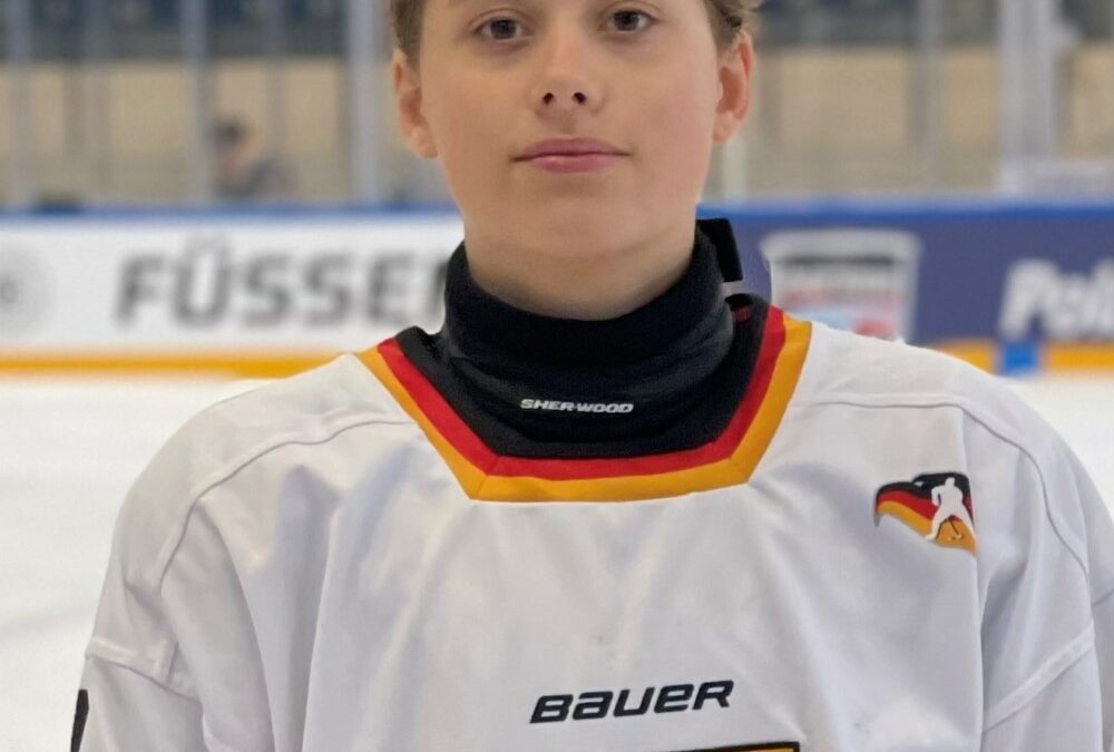 Nerea Stellet als Skaterhockeyspielerin der Crash Eagles Kaarst mit Nominierung zur U16 Damen Nationalmannschaft des DEB.